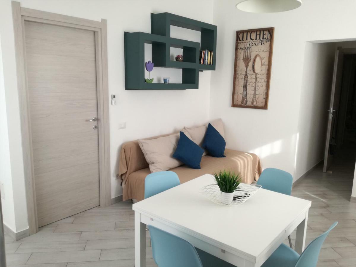 Casa Vacanze Villa Carmela Porto Torres Bagian luar foto