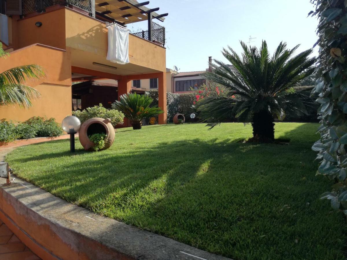 Casa Vacanze Villa Carmela Porto Torres Bagian luar foto