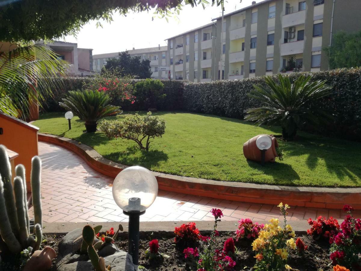 Casa Vacanze Villa Carmela Porto Torres Bagian luar foto