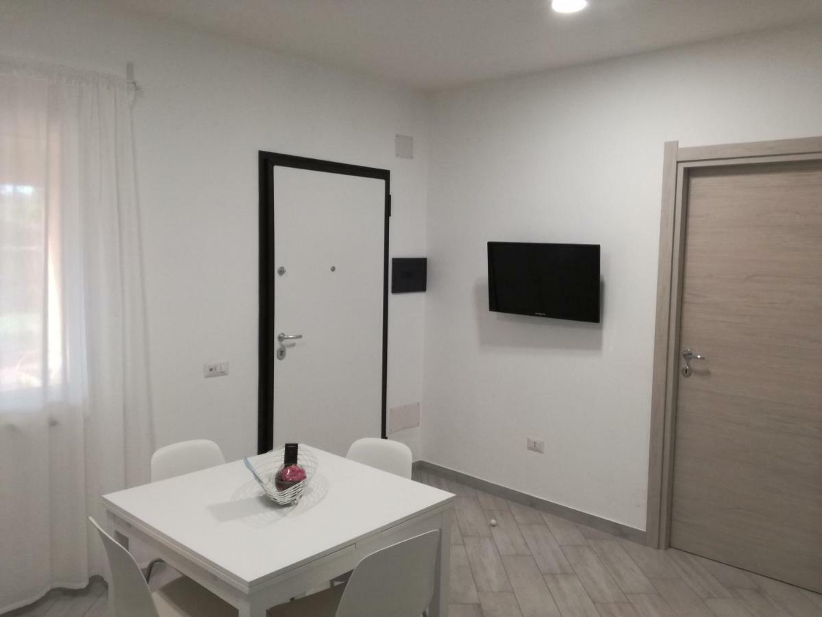 Casa Vacanze Villa Carmela Porto Torres Bagian luar foto