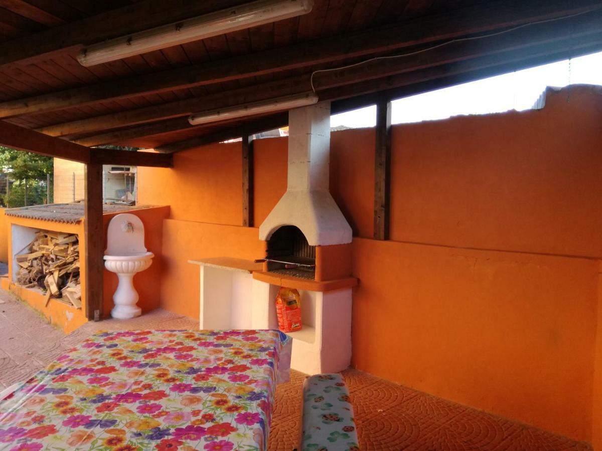 Casa Vacanze Villa Carmela Porto Torres Bagian luar foto